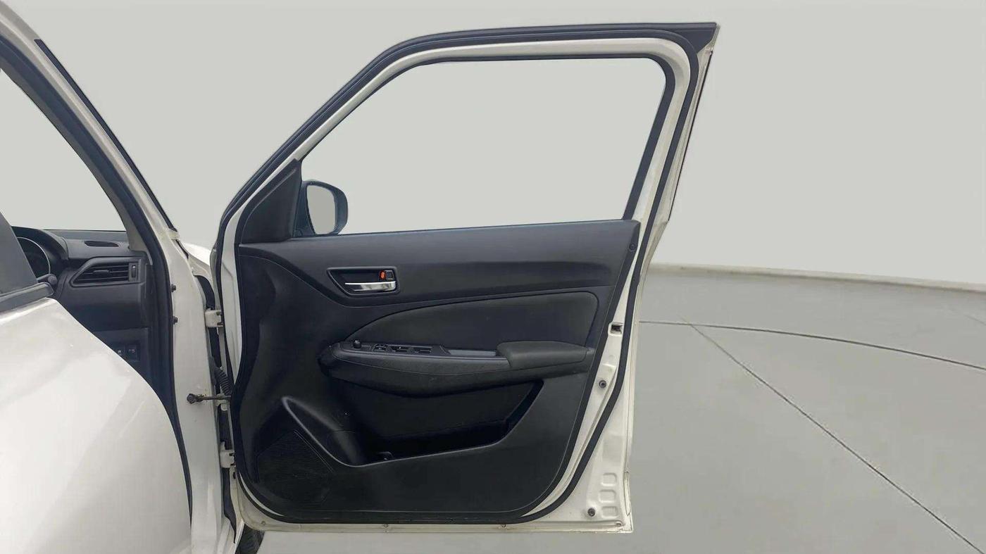 2021 Maruti Swift VXI AMT, Petrol, Automatic, 67,359 km, RHS Front Door