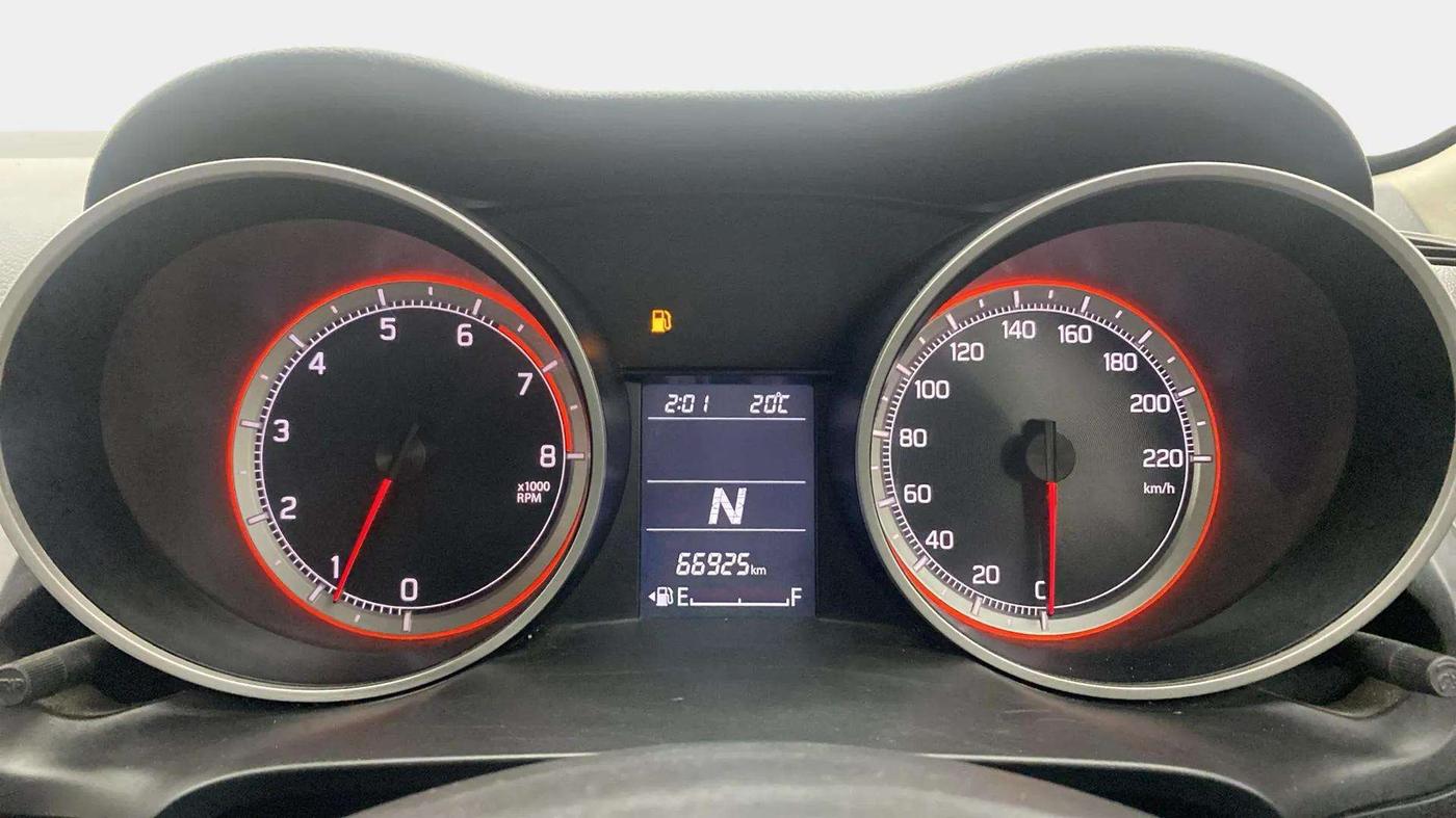 2021 Maruti Swift VXI AMT, Petrol, Automatic, 67,359 km, Odometer Image