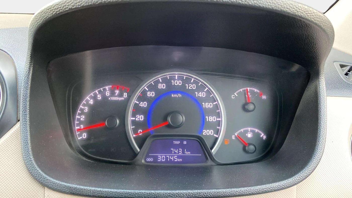 2017 Hyundai Grand i10 SPORTZ 1.2 KAPPA VTVT, Petrol, Manual, 30,913 km, Odometer Image
