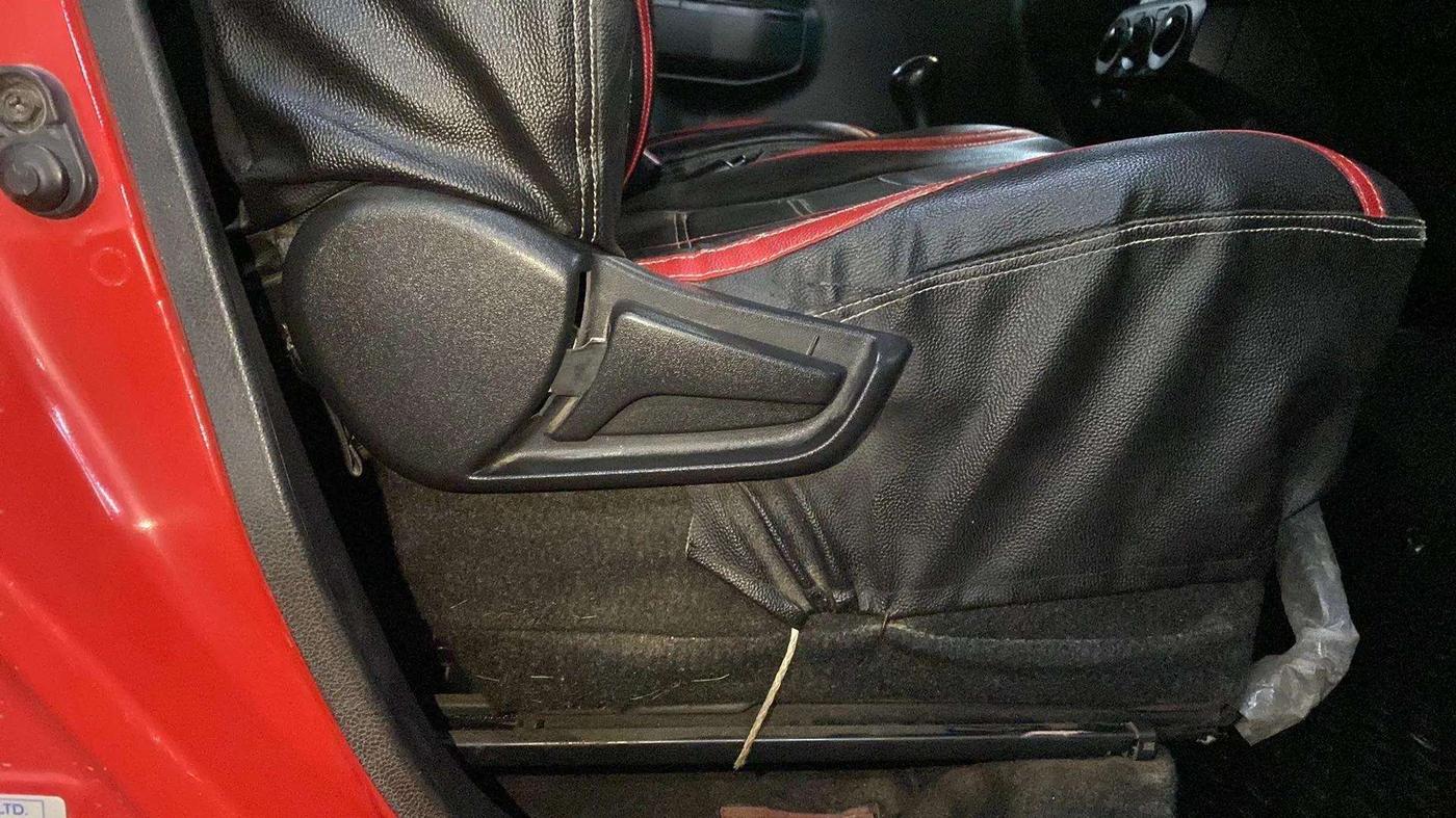 2020 Maruti S PRESSO VXI+, Petrol, Manual, 36,400 km, Driver Side Adjustment Panel