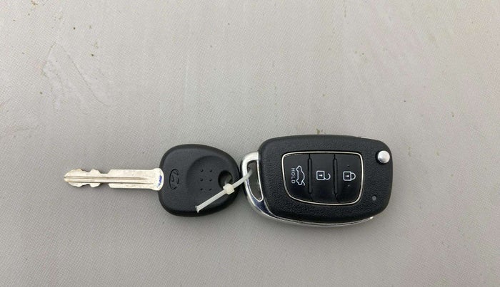 2022 Hyundai GRAND I10 NIOS SPORTZ 1.2 KAPPA VTVT, Petrol, Manual, 47,246 km, Key Close Up