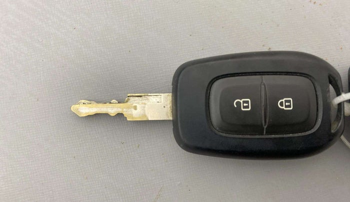 2020 Renault Kwid CLIMBER 1.0 (O), Petrol, Manual, 24,292 km, Key Close Up