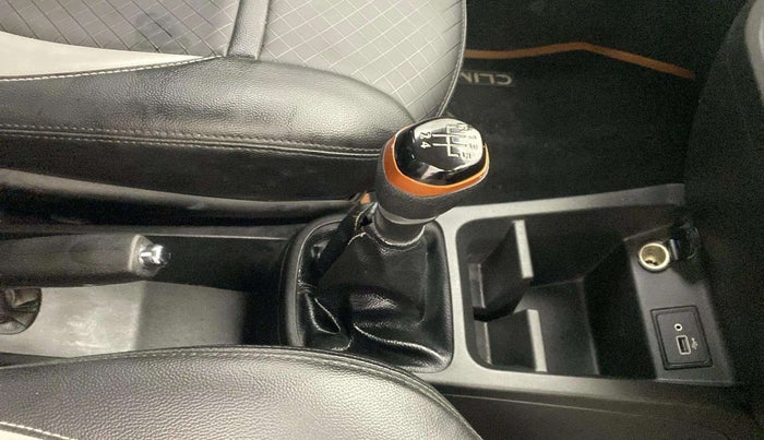 2020 Renault Kwid CLIMBER 1.0 (O), Petrol, Manual, 24,292 km, Gear Lever