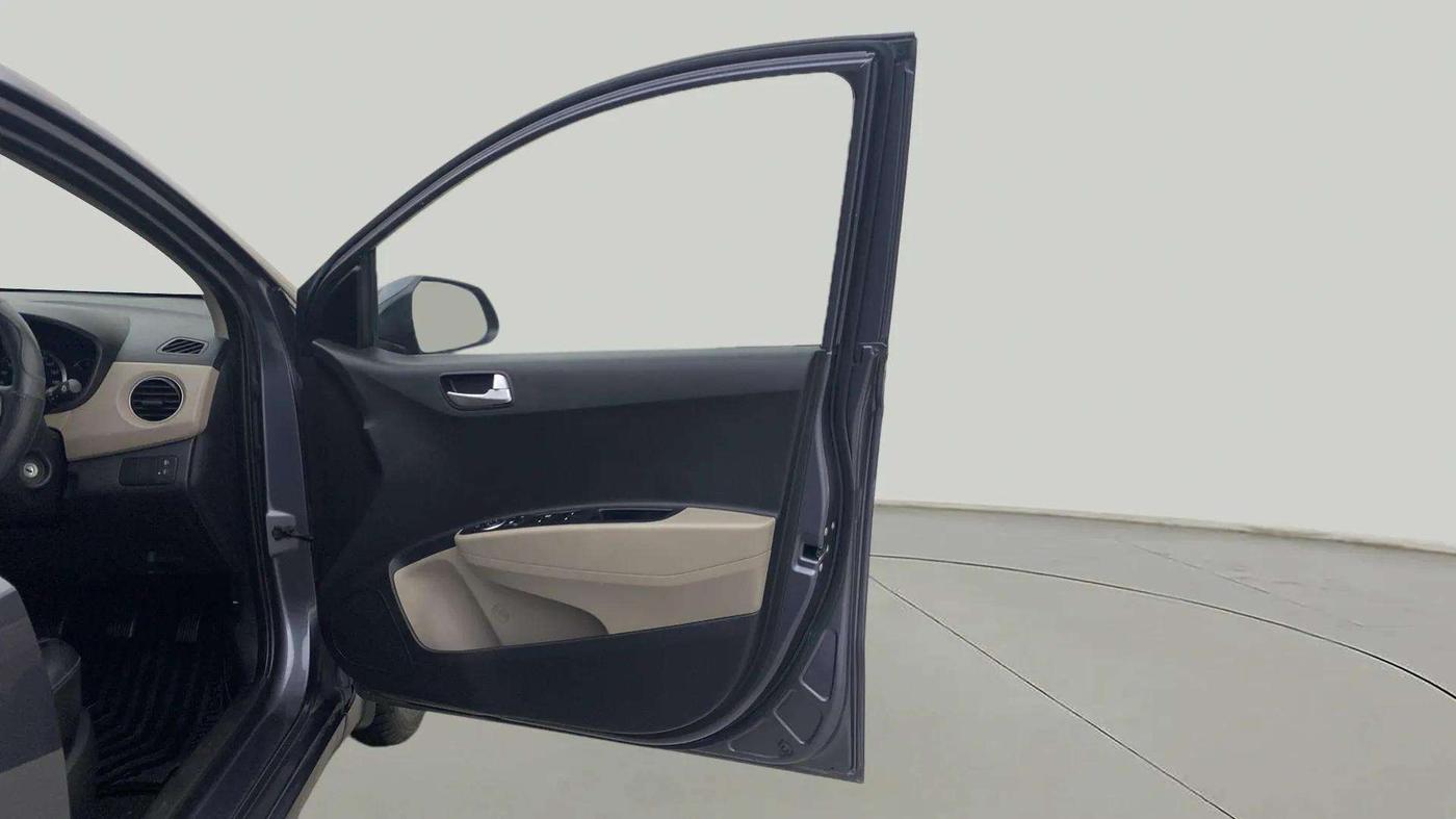 2015 Hyundai Grand i10 SPORTZ 1.2 KAPPA VTVT, Petrol, Manual, 19,811 km, RHS Front Door