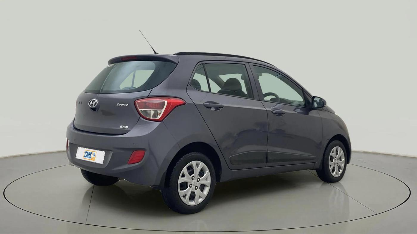 2015 Hyundai Grand i10 SPORTZ 1.2 KAPPA VTVT, Petrol, Manual, 19,811 km, Right Back Diagonal