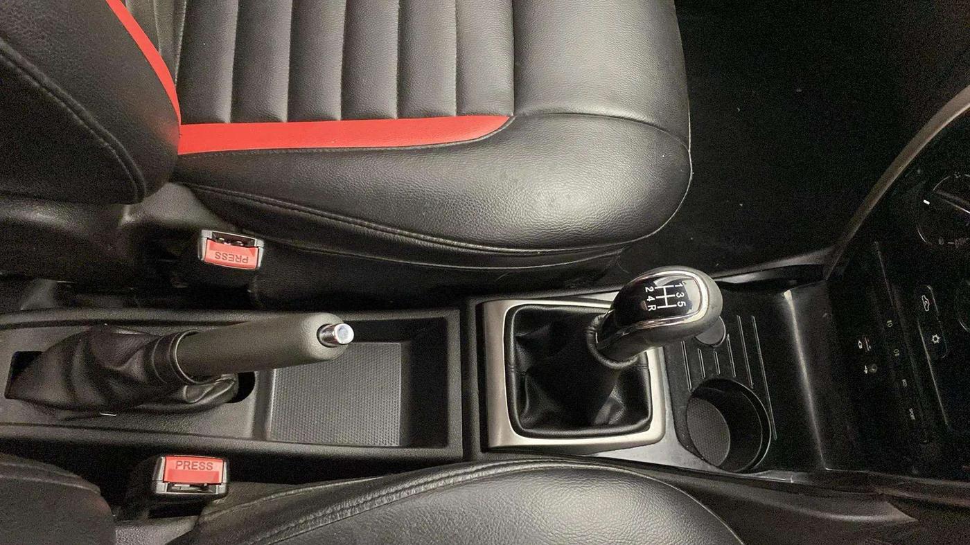 2017 Tata Zest XMS PETROL, Petrol, Manual, 68,026 km, Gear Lever