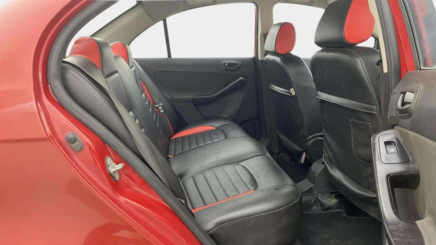 2017 Tata Zest XMS PETROL, Petrol, Manual, 68,026 km, Right Side Rear Door Cabin