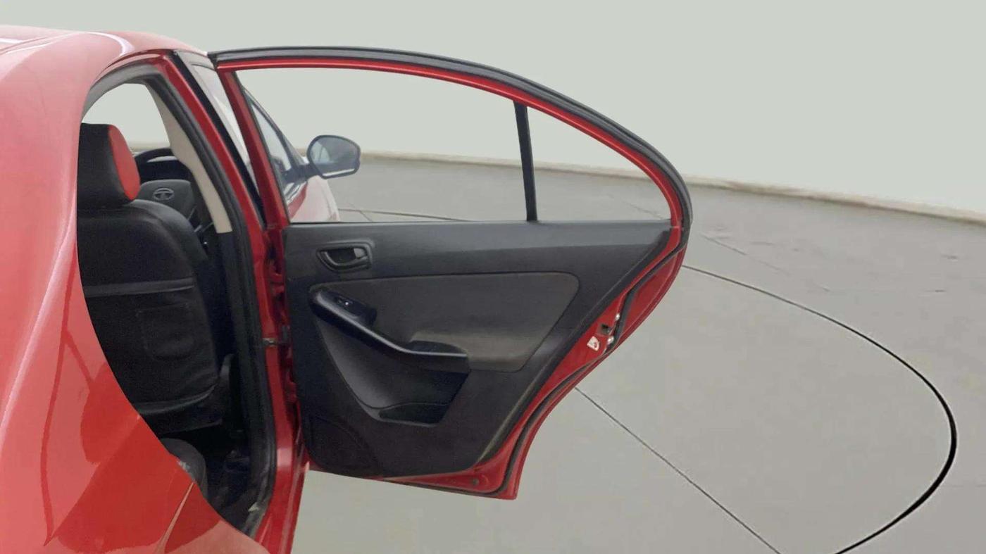 2017 Tata Zest XMS PETROL, Petrol, Manual, 68,026 km, RHS Rear Door