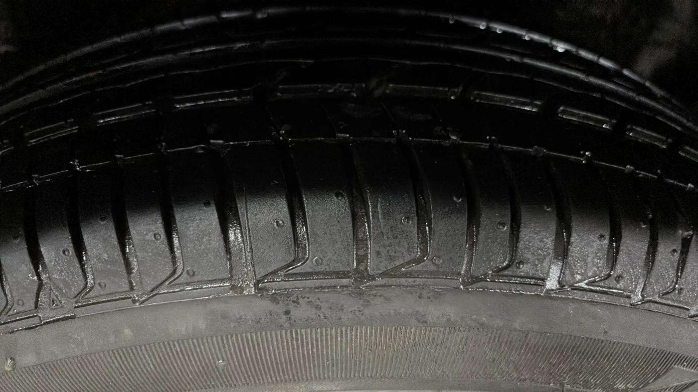2015 Honda City 1.5L I-VTEC SV CVT, Petrol, Automatic, 41,714 km, Left Rear Tyre Tread