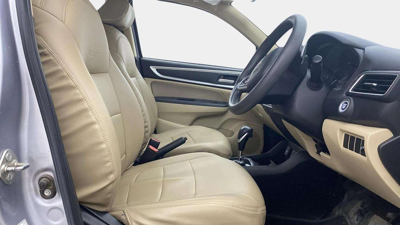 2022 Honda Amaze 1.2L I-VTEC VX CVT, Petrol, Automatic, 64,924 km, Right Side Front Door Cabin