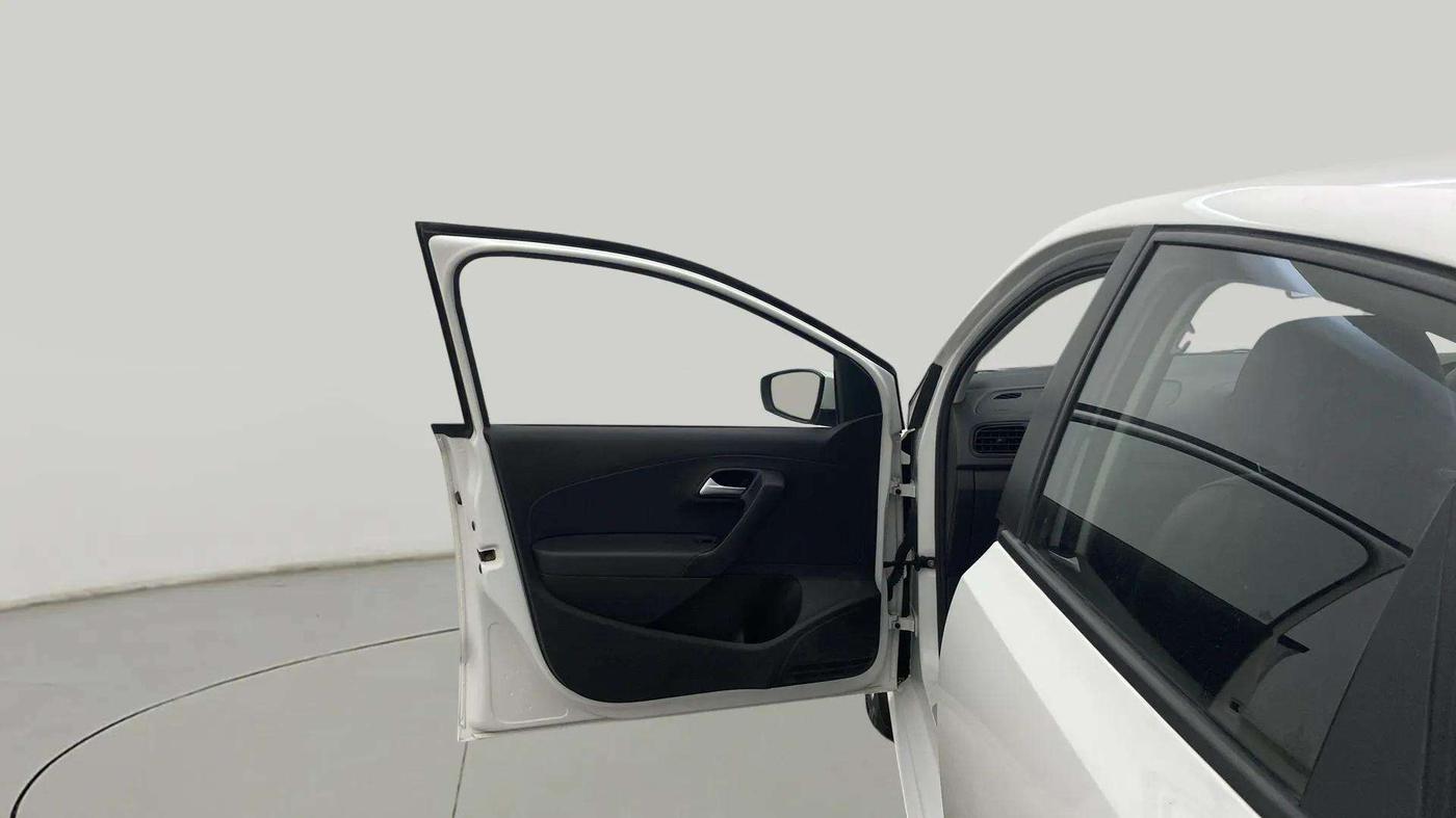 2019 Volkswagen Polo COMFORTLINE 1.0L MPI, Petrol, Manual, 42,287 km, LHS Front Door