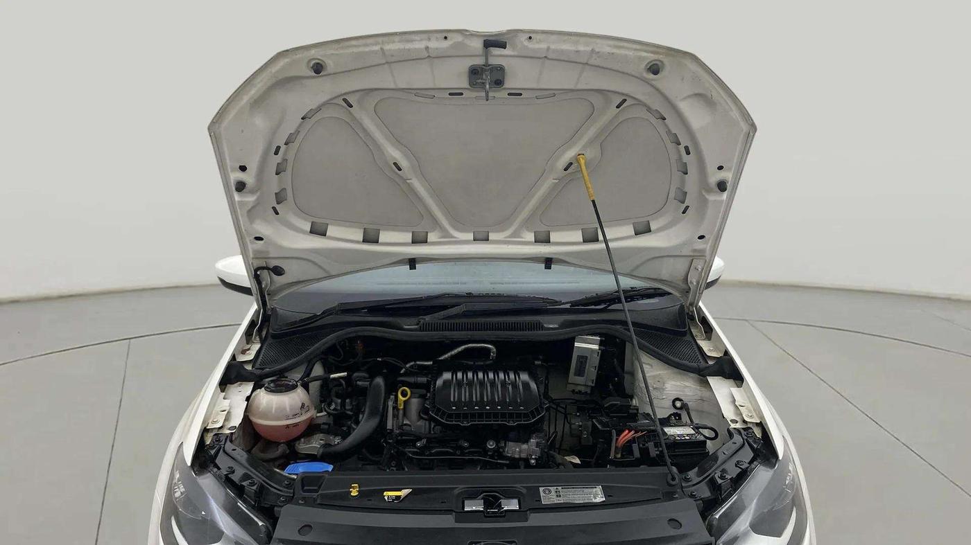 2019 Volkswagen Polo COMFORTLINE 1.0L MPI, Petrol, Manual, 42,287 km, Open Bonet