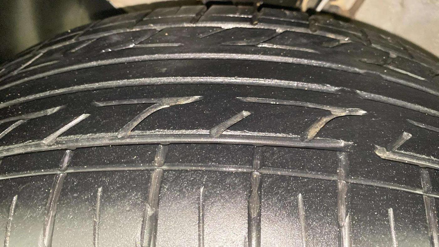 2016 Hyundai Elite i20 SPORTZ 1.2, Petrol, Manual, 53,809 km, Left Front Tyre Tread