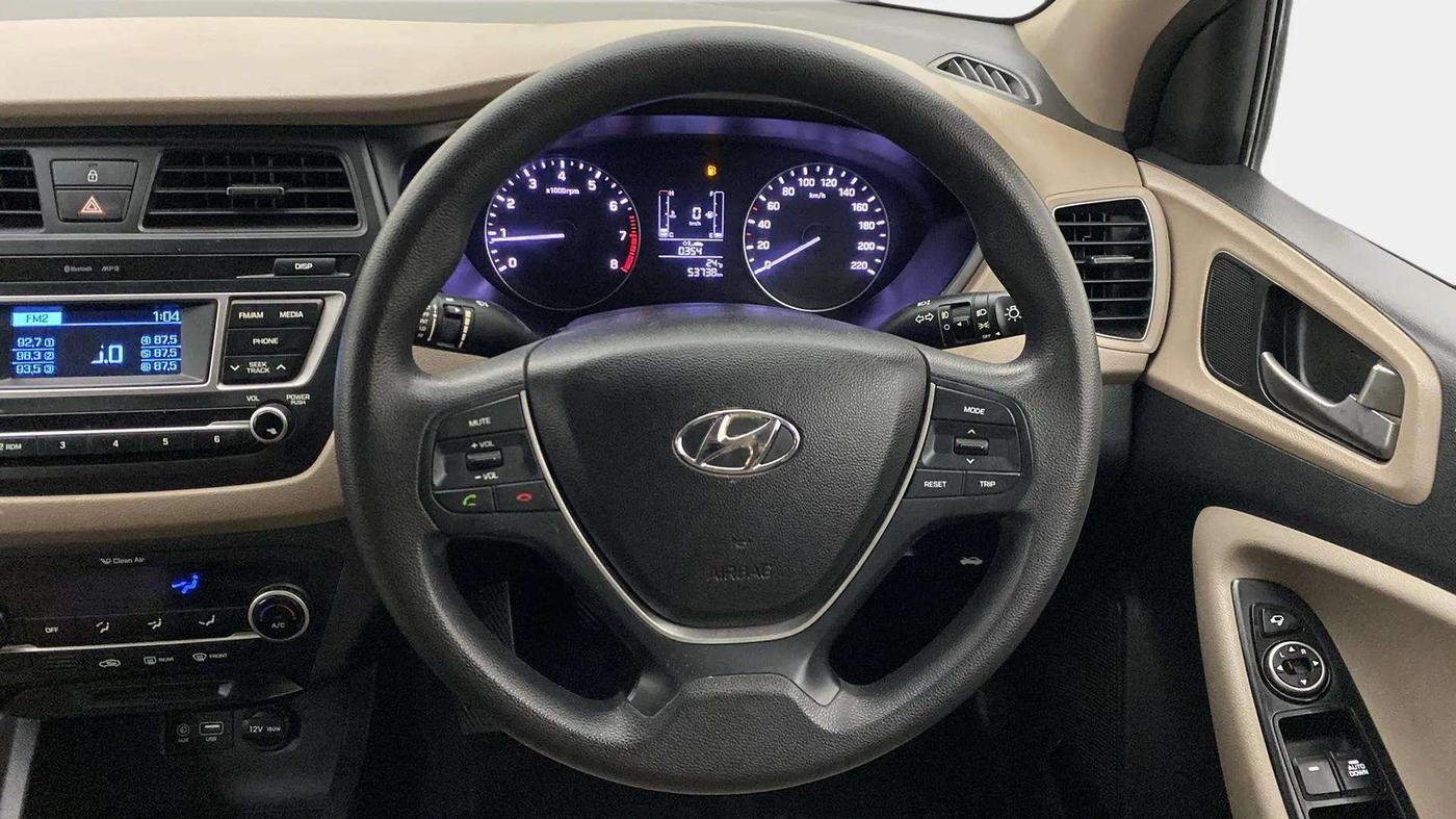 2016 Hyundai Elite i20 SPORTZ 1.2, Petrol, Manual, 53,809 km, Steering Wheel Close Up