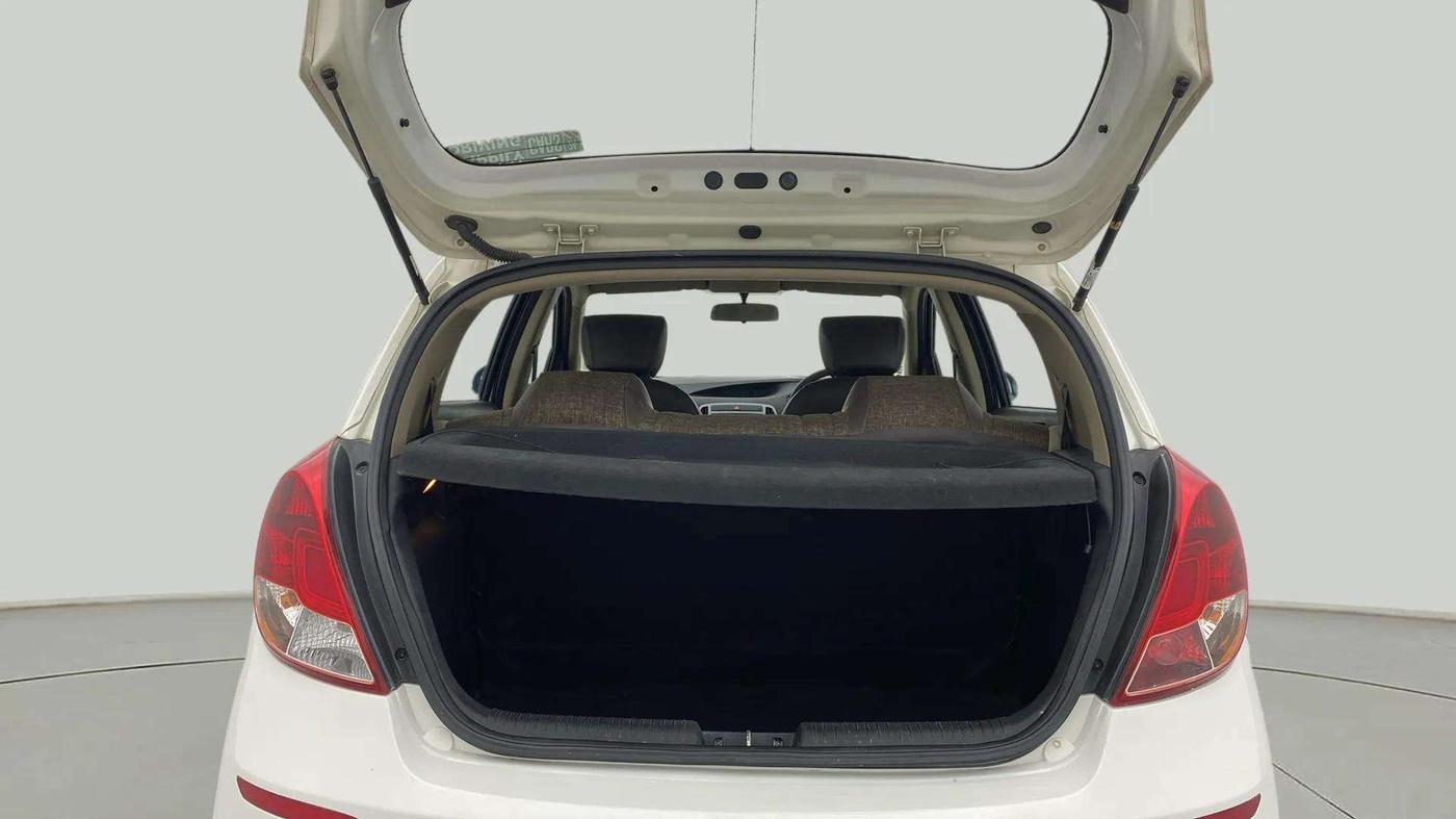 2013 Hyundai i20 MAGNA (O) 1.2, Petrol, Manual, 53,894 km, Boot Open Zoomed View