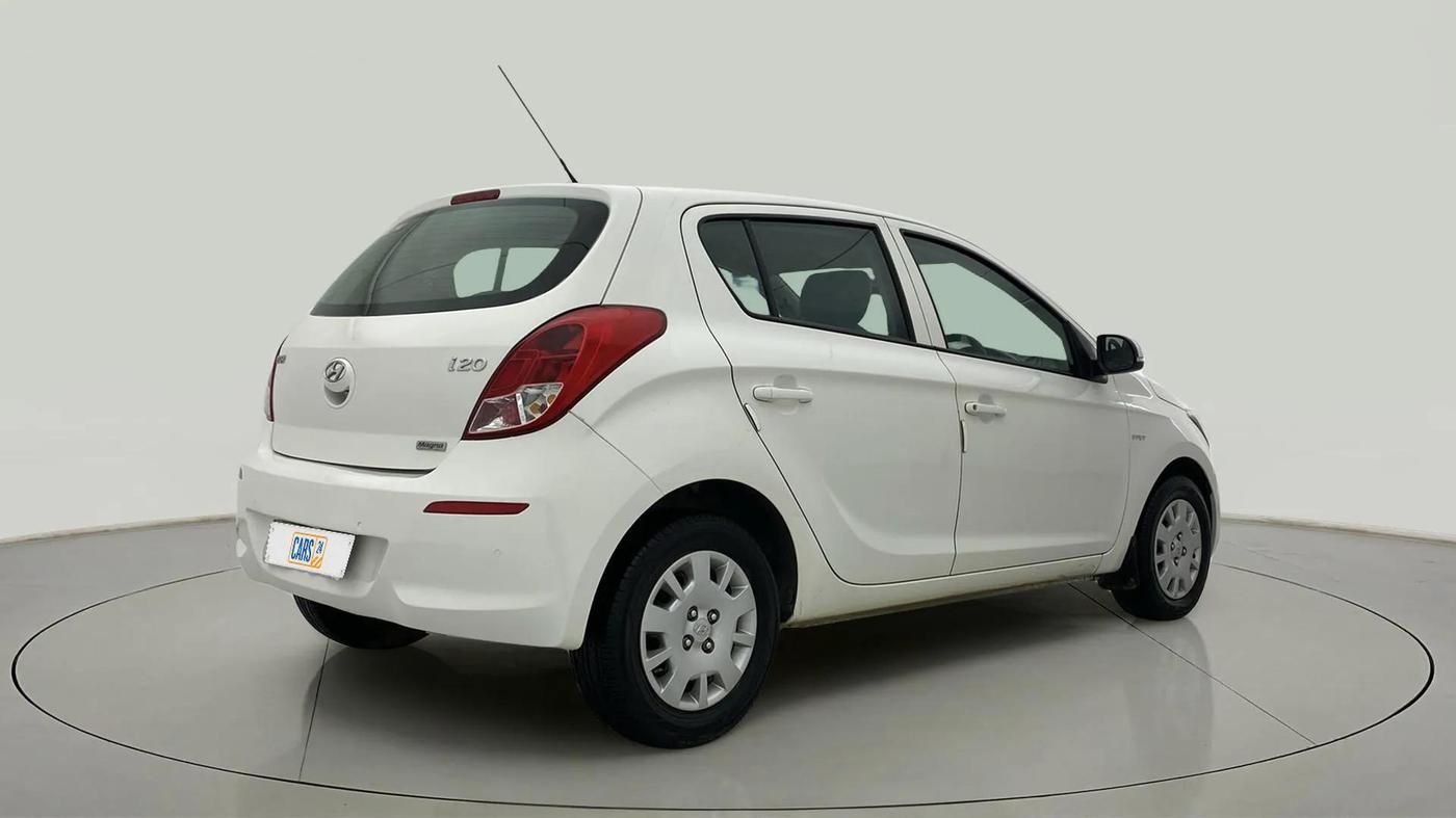 2013 Hyundai i20 MAGNA (O) 1.2, Petrol, Manual, 53,894 km, Right Back Diagonal