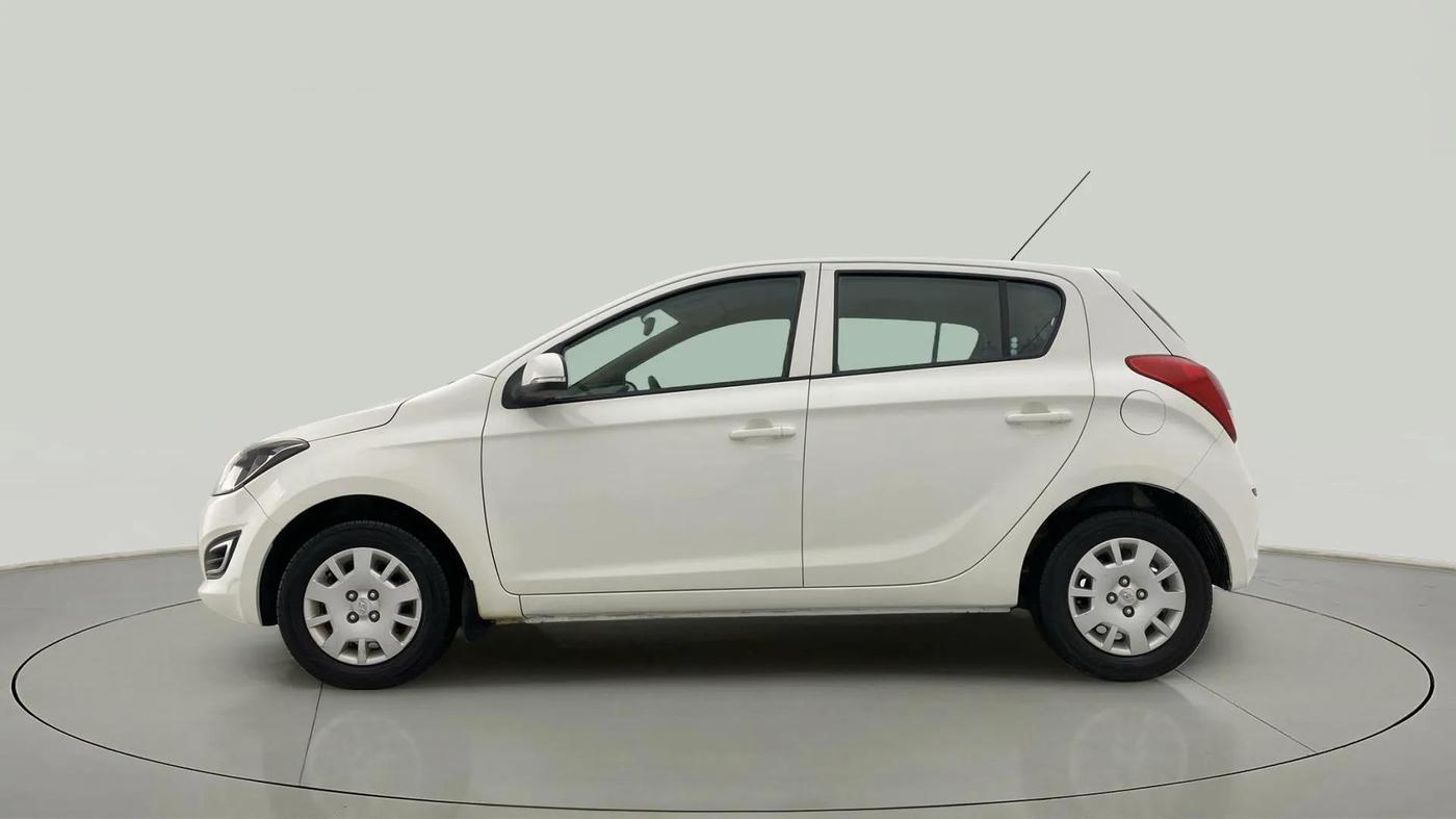 2013 Hyundai i20 MAGNA (O) 1.2, Petrol, Manual, 53,894 km, Left Side