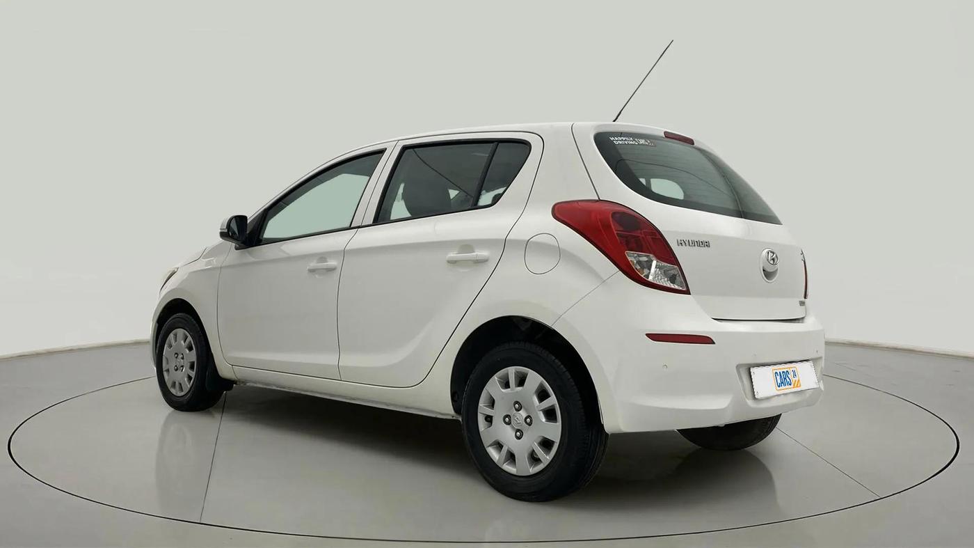 2013 Hyundai i20 MAGNA (O) 1.2, Petrol, Manual, 53,894 km, Left Back Diagonal