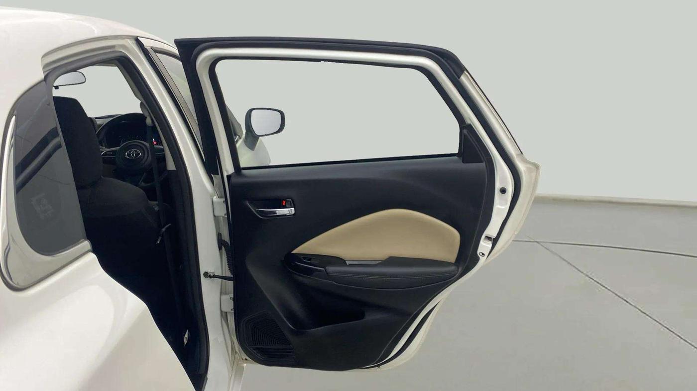 2023 Toyota Glanza G E-CNG, CNG, Manual, 8,183 km, RHS Rear Door