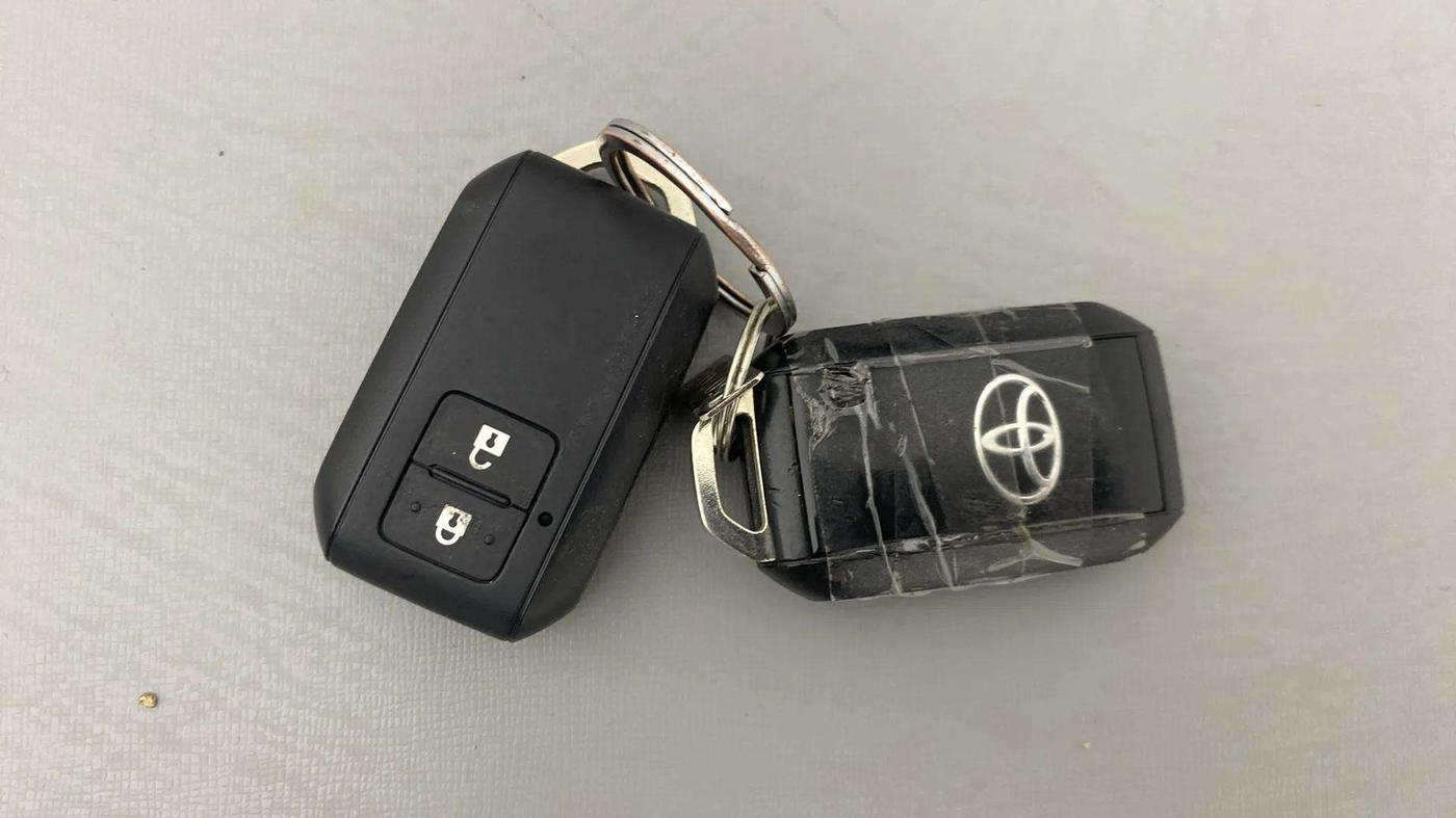 2023 Toyota Glanza G E-CNG, CNG, Manual, 8,183 km, Key Close Up