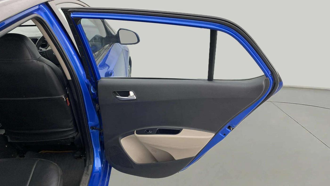 2018 Hyundai Grand i10 SPORTZ (O) AT 1.2 KAPPA VTVT, Petrol, Automatic, 48,930 km, RHS Rear Door