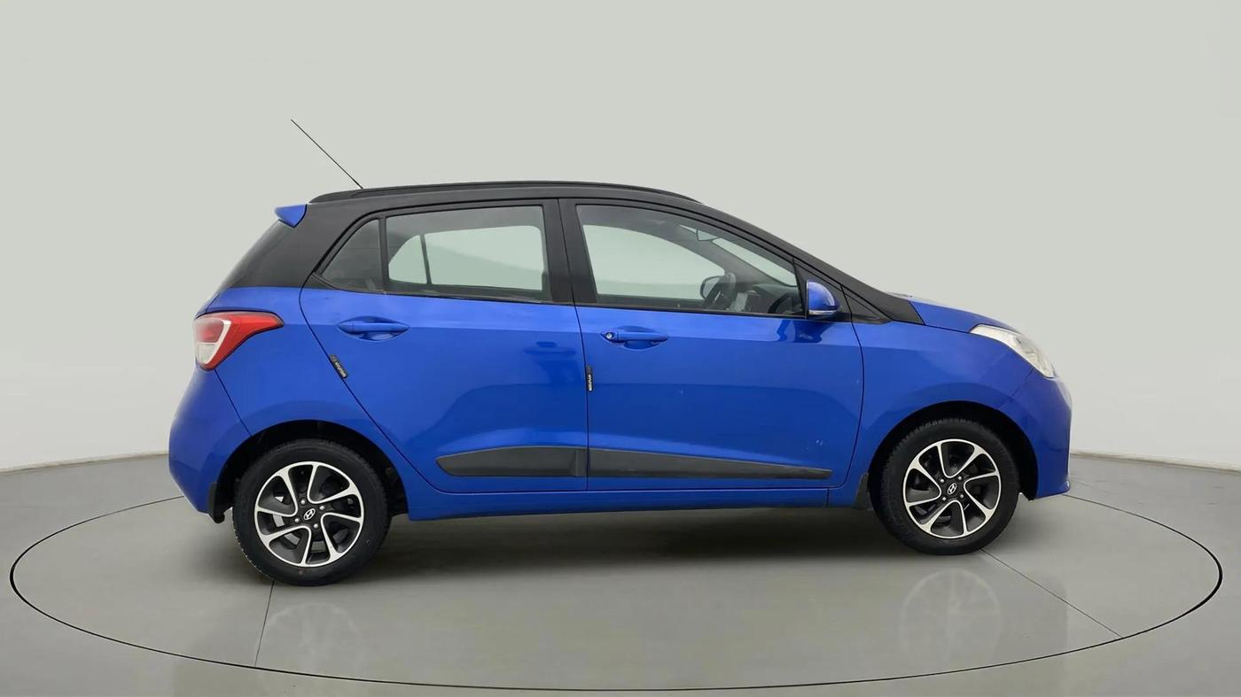 2018 Hyundai Grand i10 SPORTZ (O) AT 1.2 KAPPA VTVT, Petrol, Automatic, 48,930 km, Right Side View