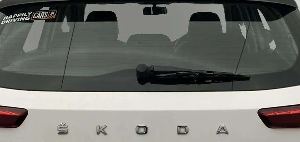 2022 Skoda KUSHAQ AMBITION 1.0L TSI MT, Petrol, Manual, 43,744 km, Rear Wiper
