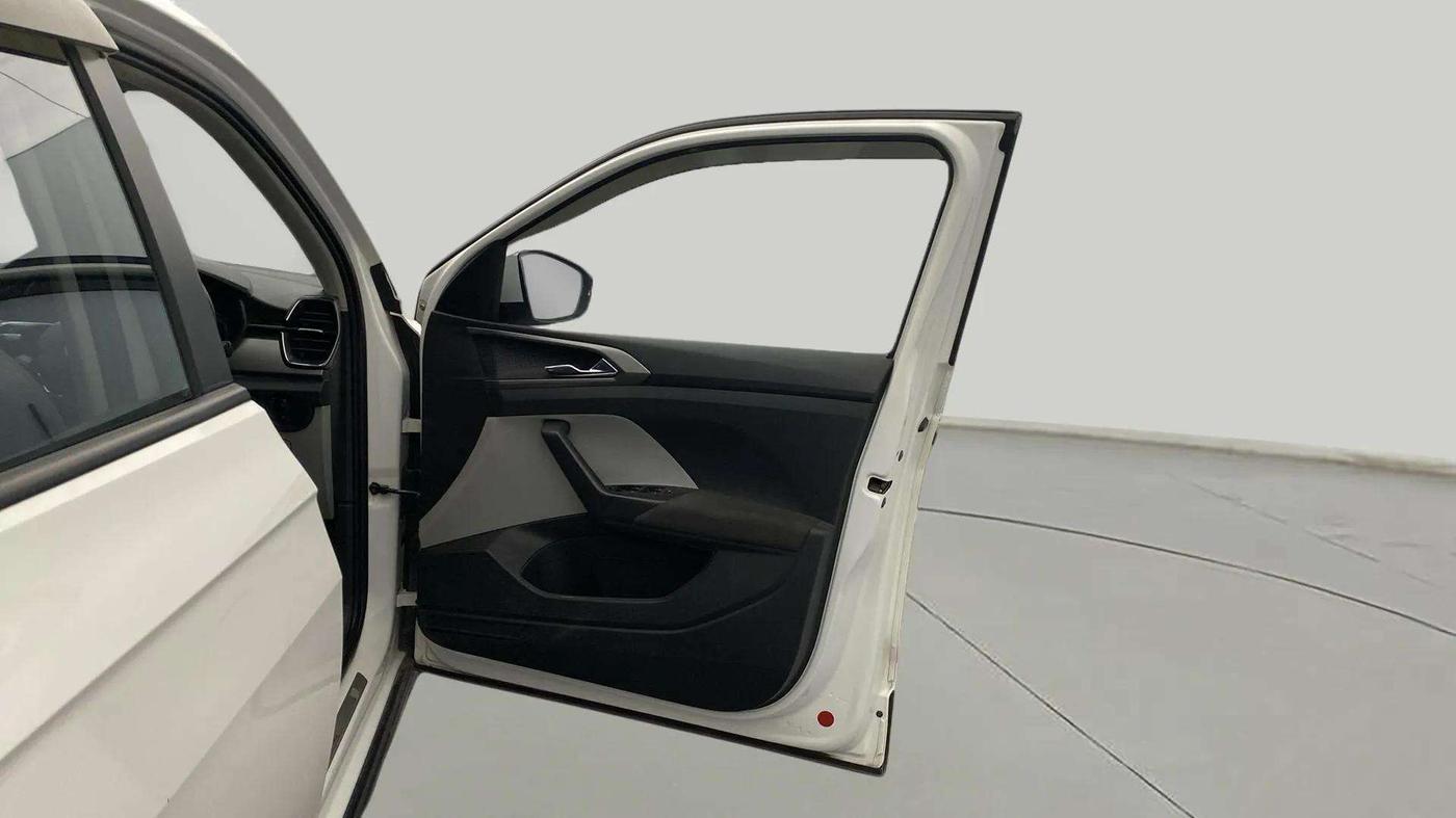 2022 Skoda KUSHAQ AMBITION 1.0L TSI MT, Petrol, Manual, 43,744 km, RHS Front Door