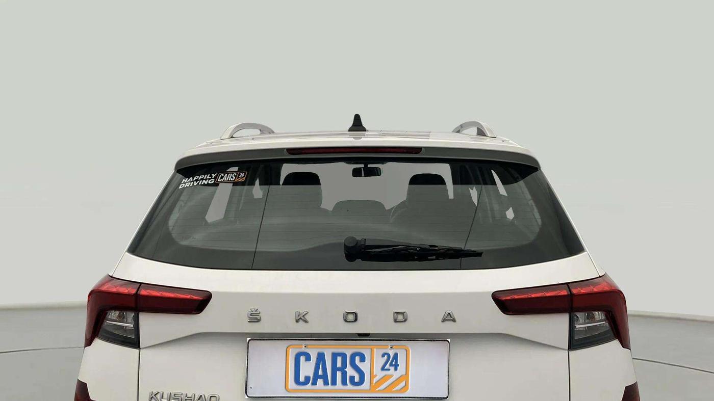 2022 Skoda KUSHAQ AMBITION 1.0L TSI MT, Petrol, Manual, 43,744 km, Rear Windshield