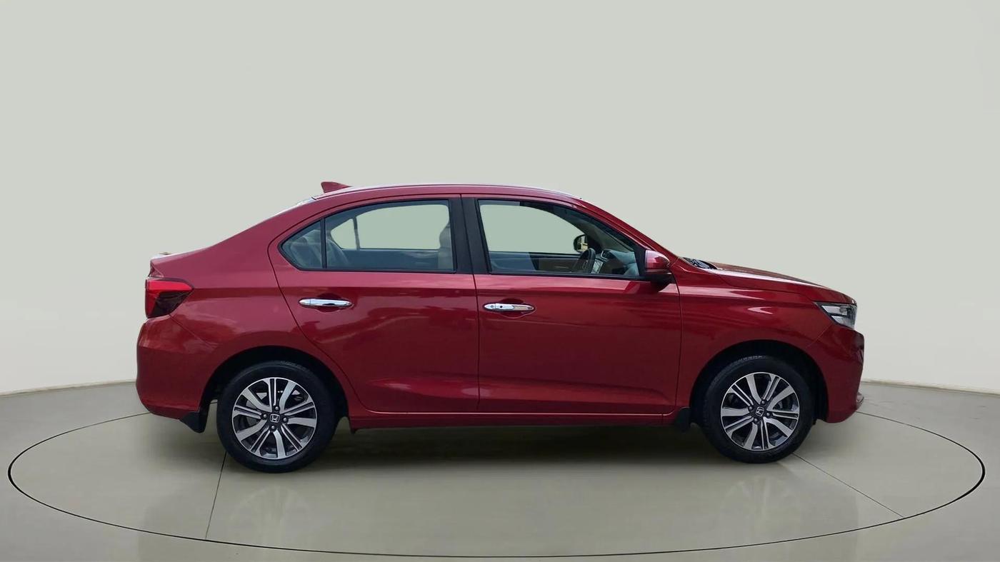 2024 Honda Amaze 1.2L I-VTEC VX CVT, Petrol, Automatic, 2,818 km, Right Side View