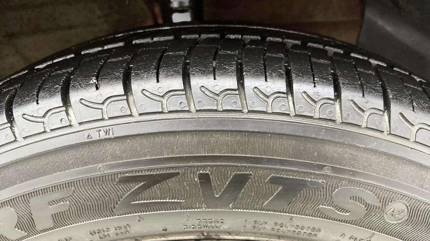 2019 Hyundai NEW SANTRO SPORTZ AMT, Petrol, Automatic, 32,736 km, Right Front Tyre Tread