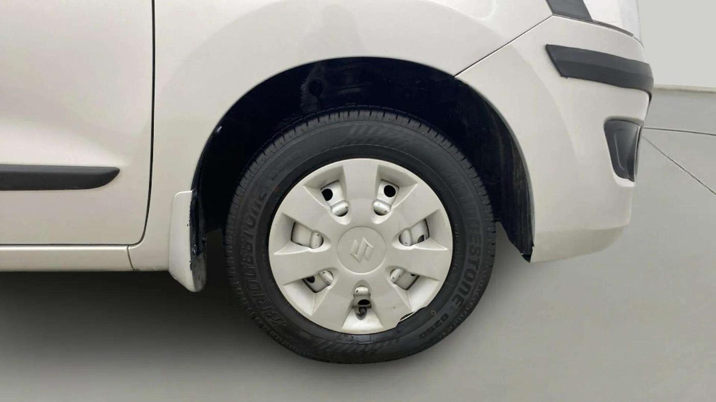 2016 Maruti Wagon R 1.0 LXI CNG, CNG, Manual, 23,936 km, Right Front Wheel