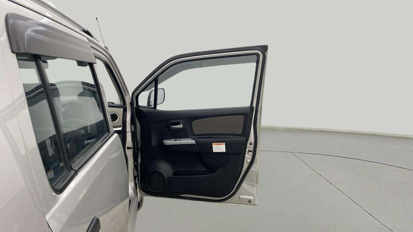 2016 Maruti Wagon R 1.0 LXI CNG, CNG, Manual, 23,936 km, RHS Front Door