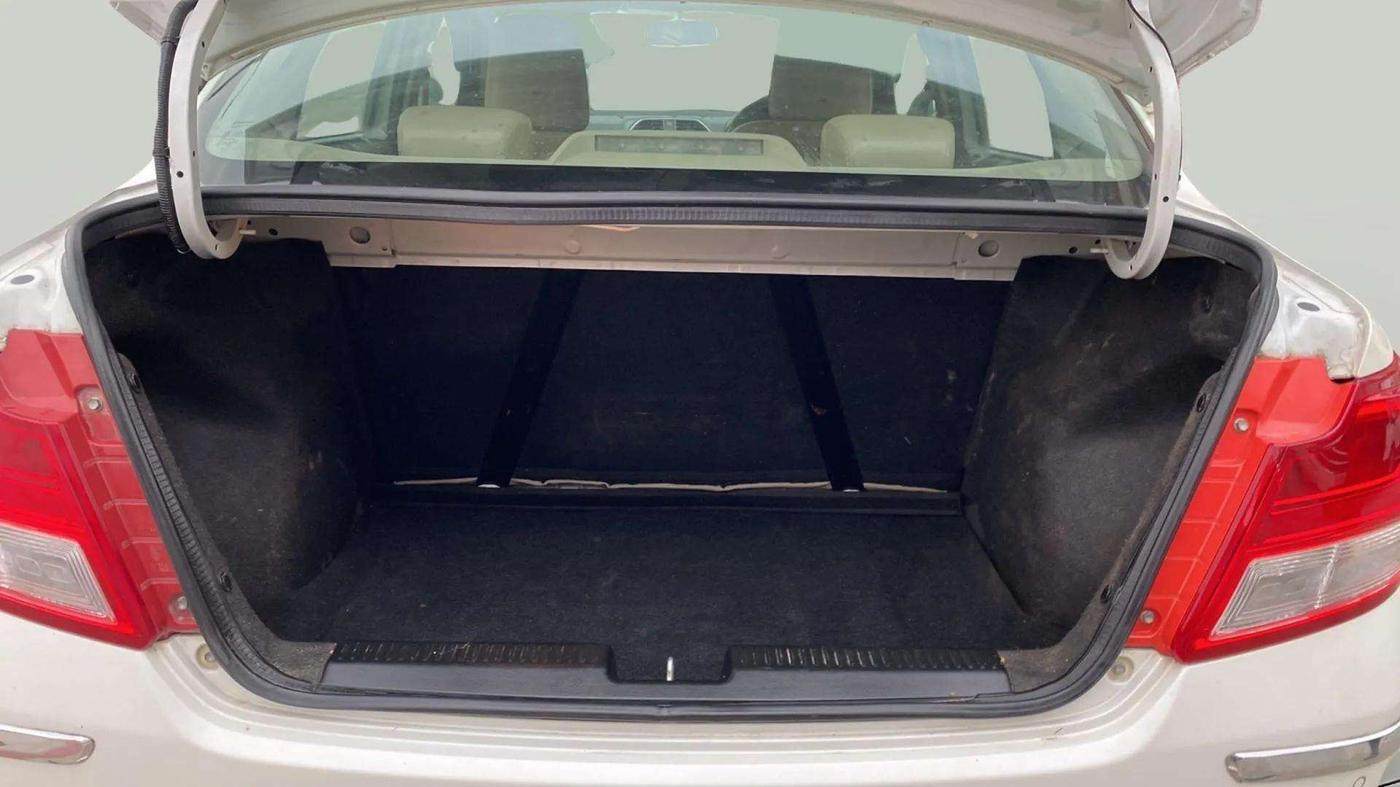 2022 Maruti Dzire VXI, Petrol, Manual, 44,550 km, Boot Inside