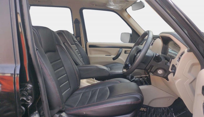 2024 Mahindra SCORPIO CLASSIC S11 MT 7S CC, Diesel, Manual, 11,745 km, Right Side Front Door Cabin