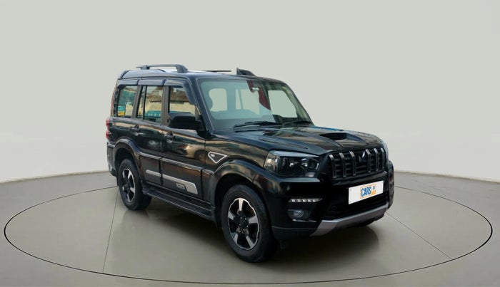 2024 Mahindra SCORPIO CLASSIC S11 MT 7S CC, Diesel, Manual, 11,745 km, SRP