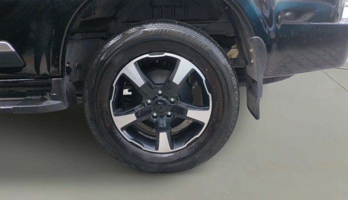 2024 Mahindra SCORPIO CLASSIC S11 MT 7S CC, Diesel, Manual, 11,745 km, Left Rear Wheel