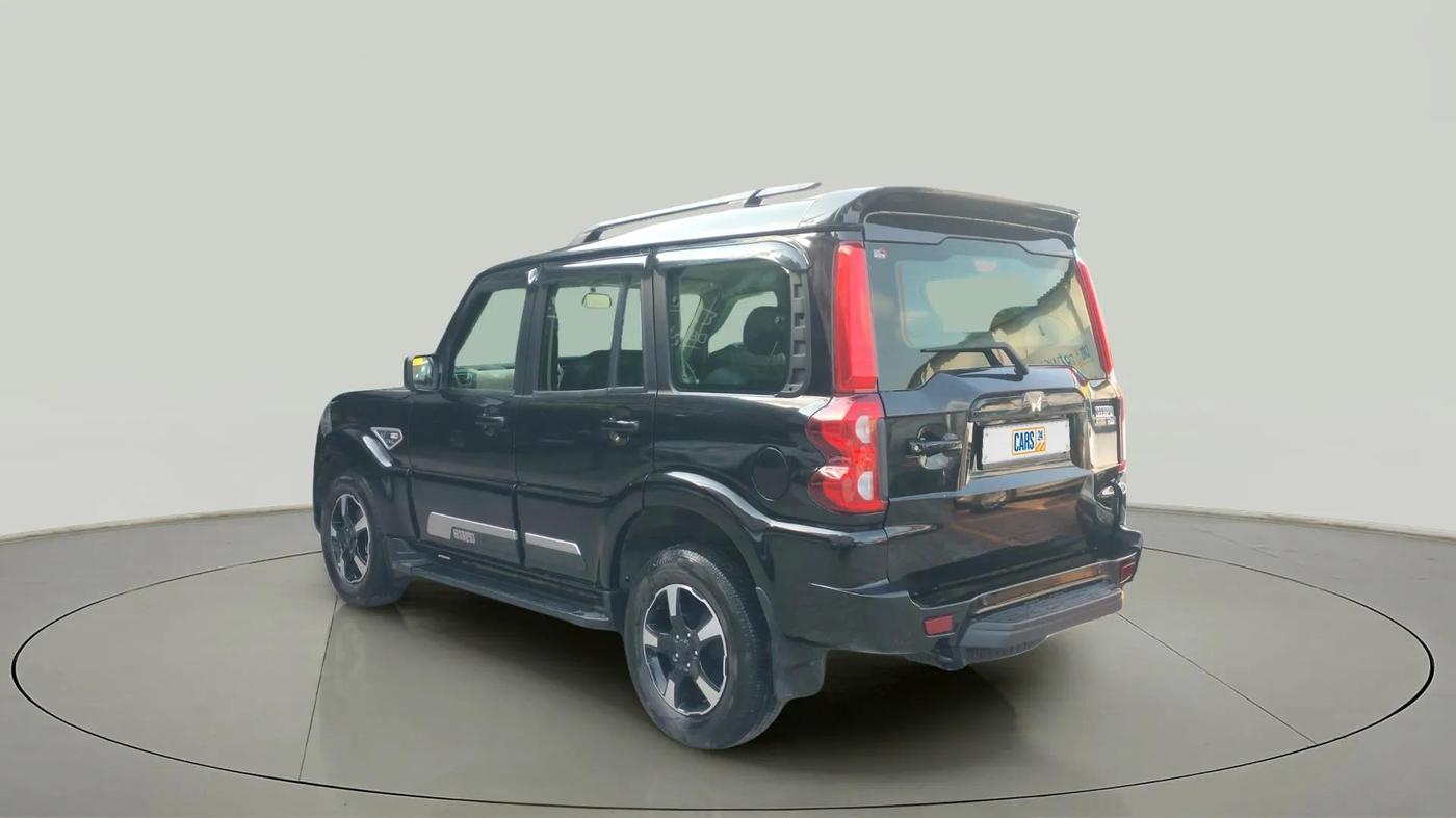 2024 Mahindra SCORPIO CLASSIC S11 MT 7S CC, Diesel, Manual, 11,745 km, Left Back Diagonal