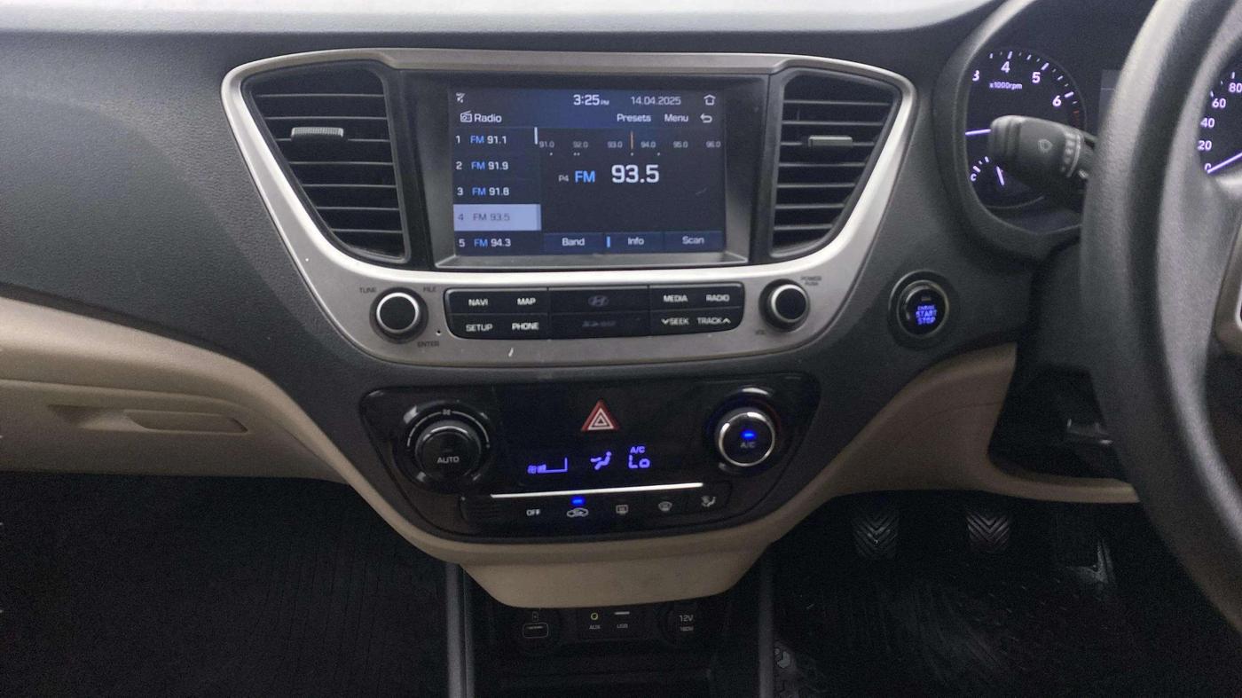 2019 Hyundai Verna 1.6 VTVT SX, Petrol, Manual, 47,796 km, Air Conditioner