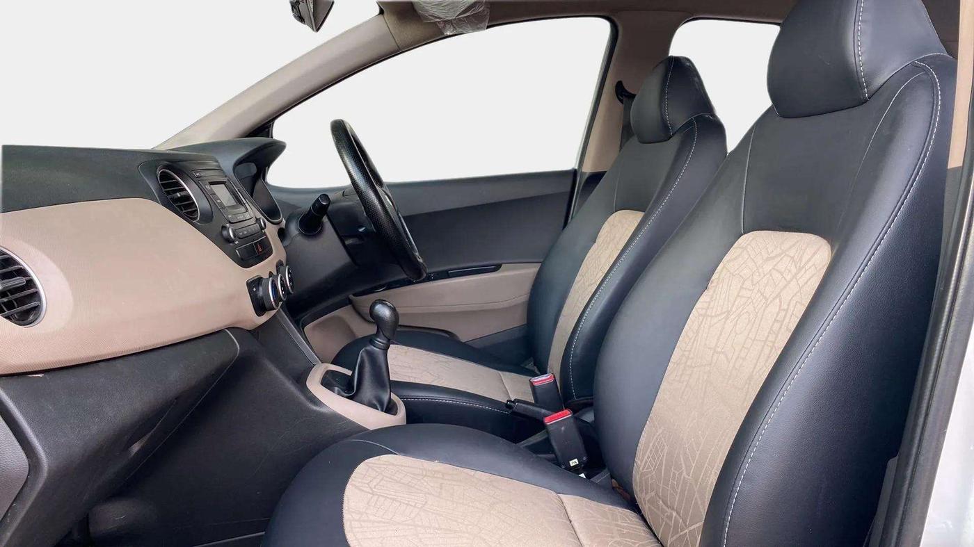2018 Hyundai Grand i10 MAGNA 1.2 KAPPA VTVT, Petrol, Manual, 40,161 km, Right Side Front Door Cabin