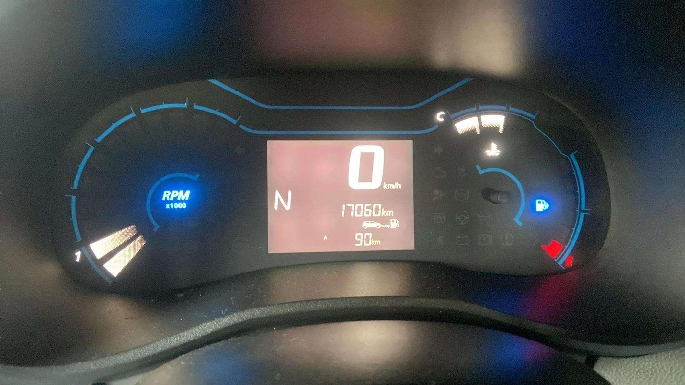 2021 Renault Kwid RXT 1.0 AMT (O), Petrol, Automatic, 17,130 km, Odometer Image