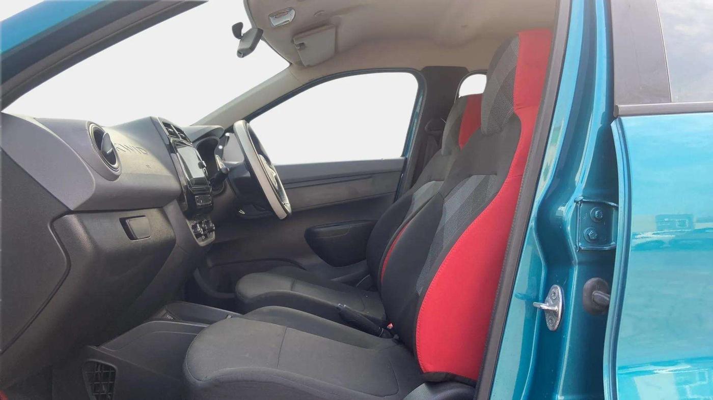 2021 Renault Kwid RXT 1.0 AMT (O), Petrol, Automatic, 17,130 km, Right Side Front Door Cabin