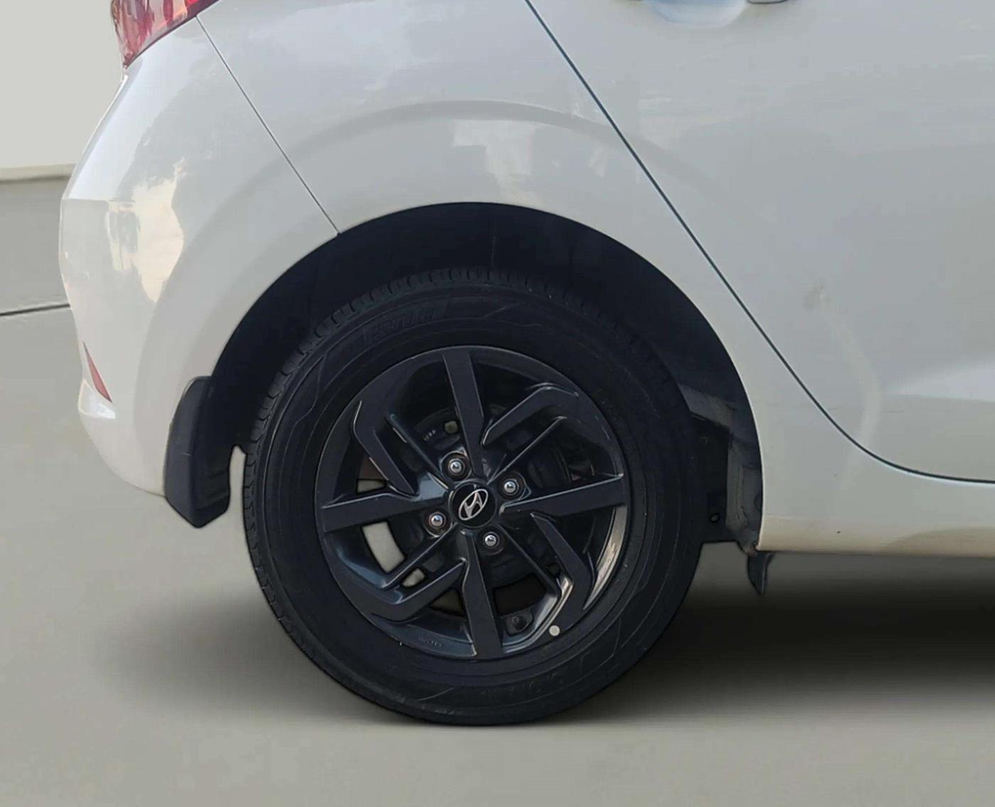 2020 Hyundai GRAND I10 NIOS SPORTZ 1.2 KAPPA VTVT, Petrol, Manual, 69,528 km, Right Rear Wheel