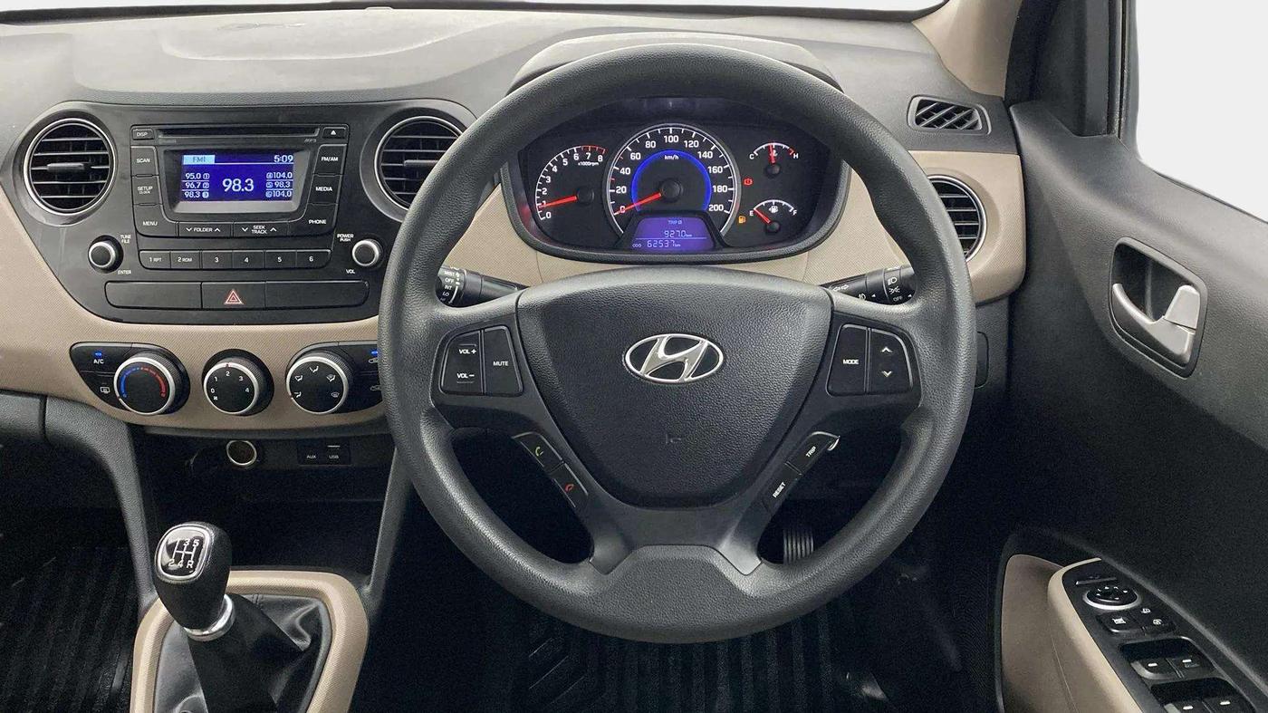 2016 Hyundai Grand i10 SPORTZ 1.2 KAPPA VTVT, Petrol, Manual, 62,694 km, Steering Wheel Close Up