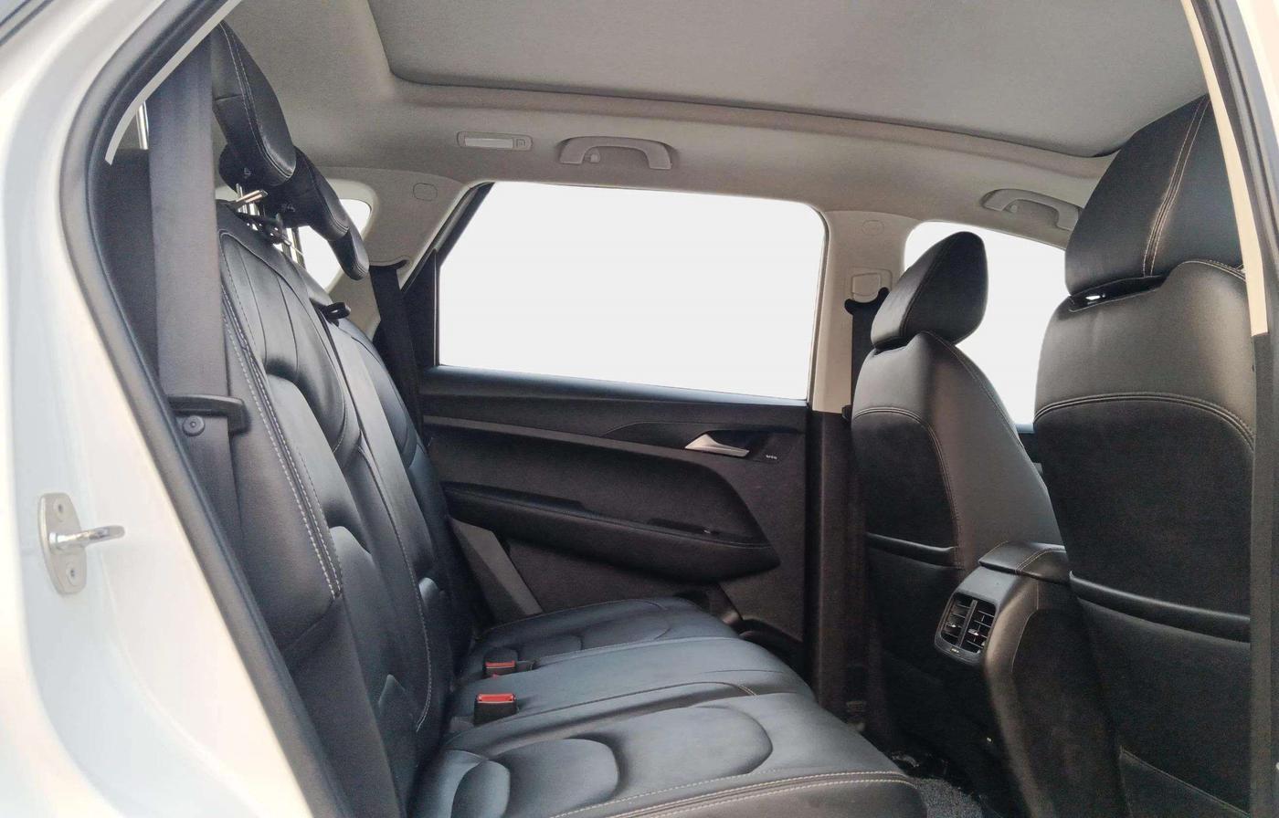 2019 MG HECTOR SHARP 1.5 DCT PETROL, Petrol, Automatic, 35,756 km, Right Side Rear Door Cabin