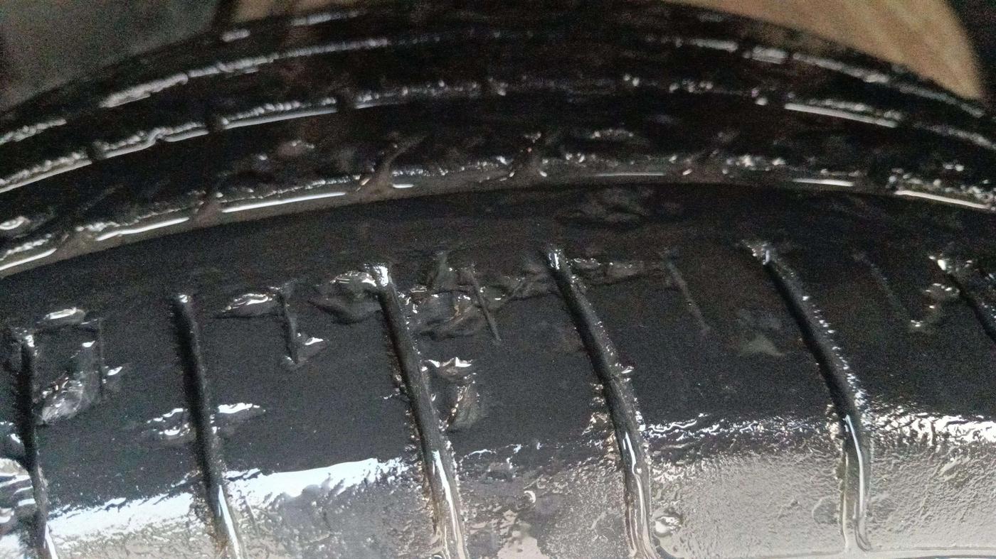 2019 MG HECTOR SHARP 1.5 DCT PETROL, Petrol, Automatic, 35,756 km, Left Front Tyre Tread