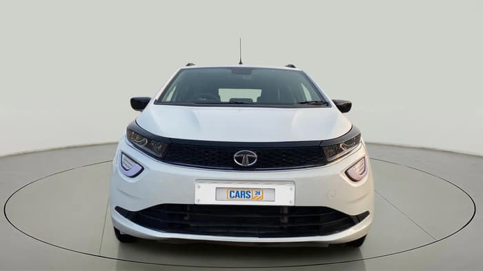 2022 Tata ALTROZ XZ PETROL, Petrol, Manual, 5,665 km, Front