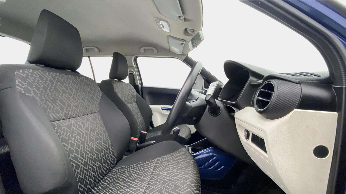 2020 Maruti IGNIS ZETA 1.2 AMT, Petrol, Automatic, 27,344 km, Right Side Front Door Cabin