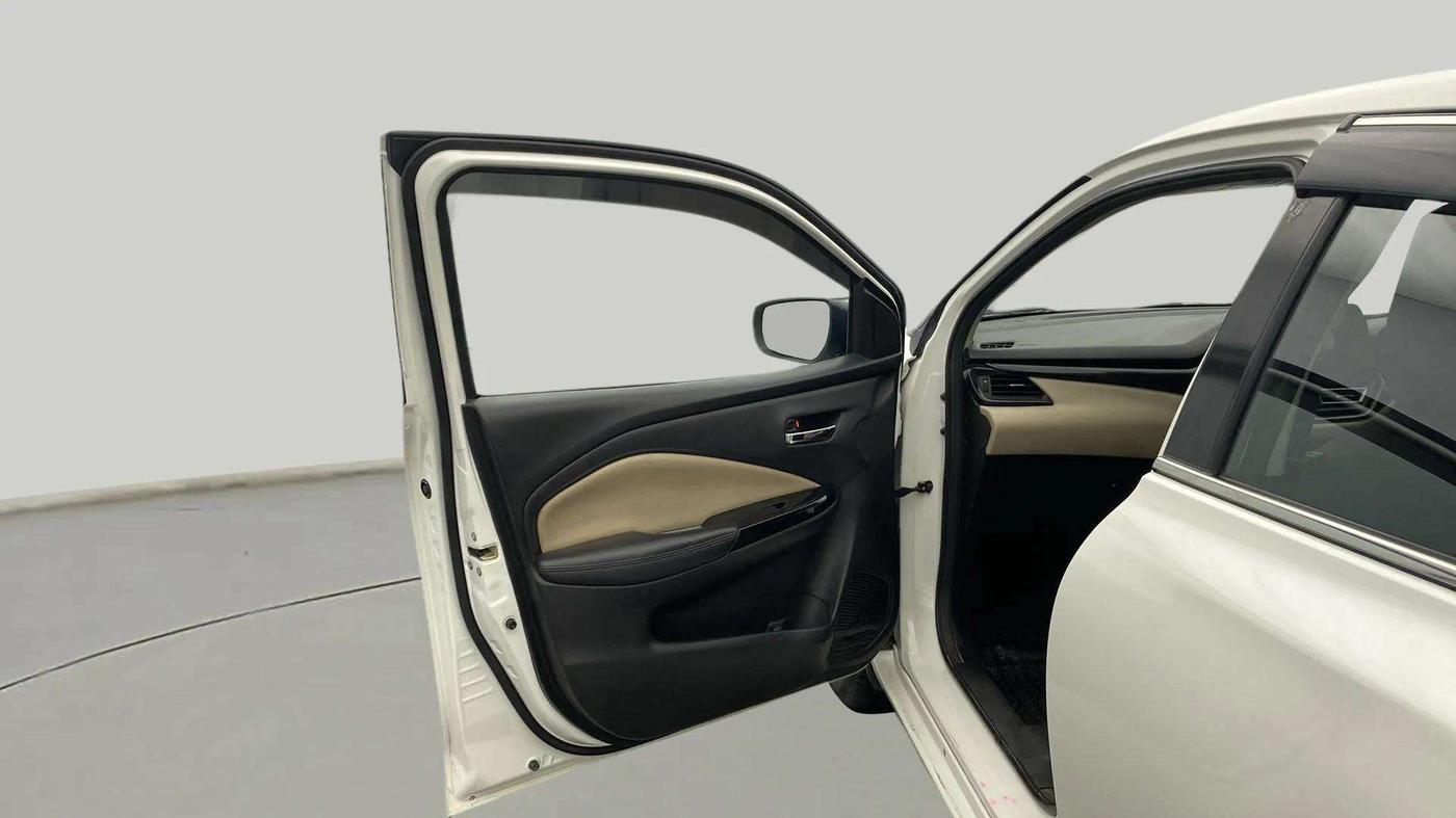2022 Toyota Glanza G, Petrol, Manual, 71,893 km, LHS Front Door