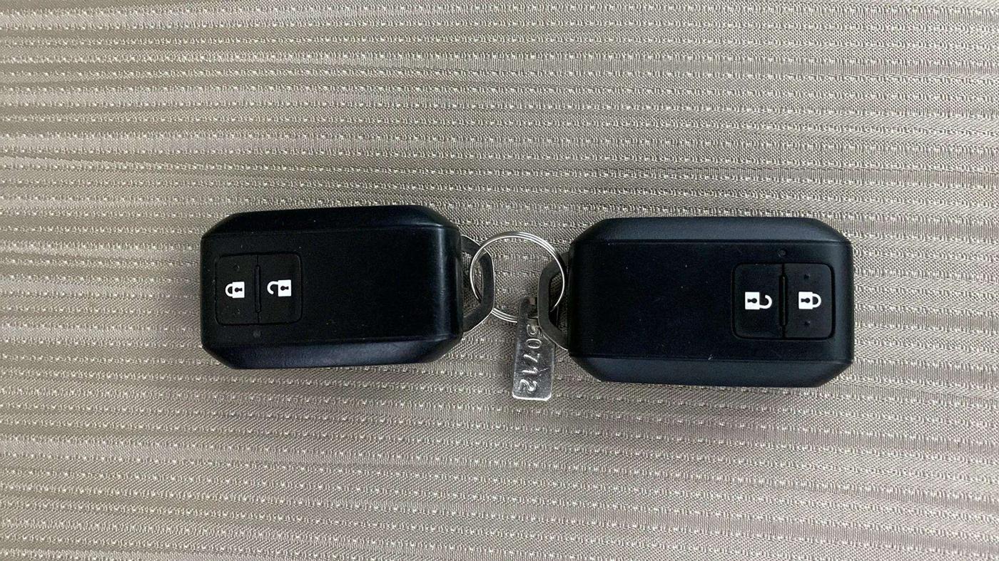 2022 Toyota Glanza G, Petrol, Manual, 71,893 km, Key Close Up